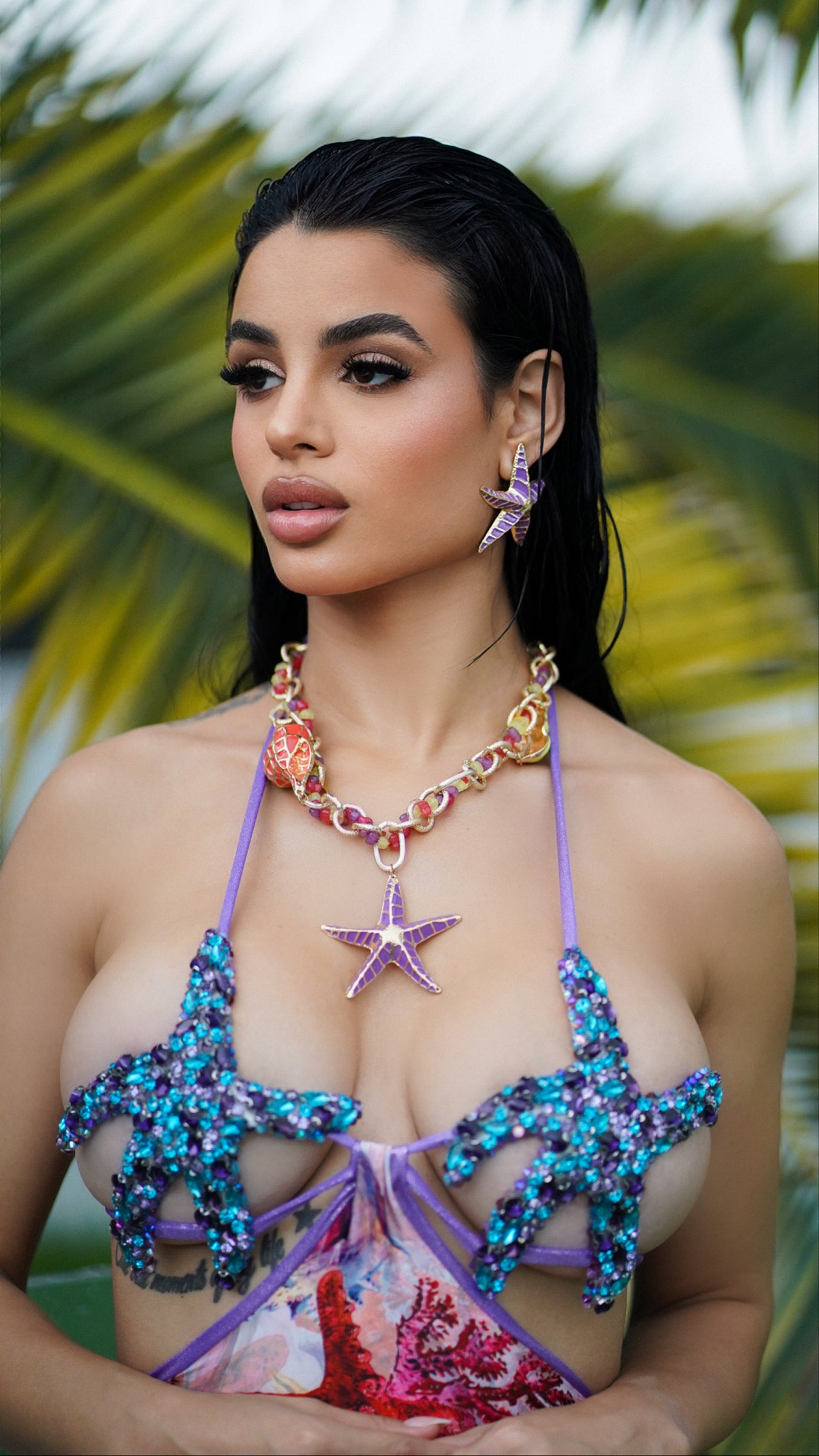 Multicolor metal necklace